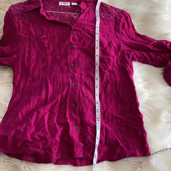 Cato fuchsia lace shoulders button down blouse - Picture 14 of 17